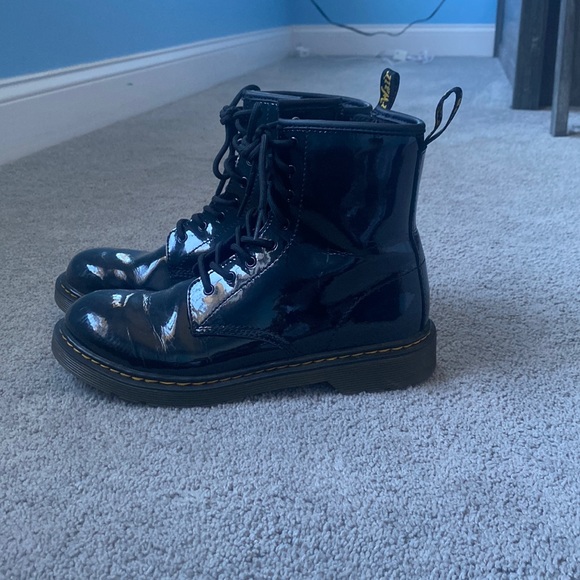 Black shiny patent leather doc.martens! - Picture 1 of 3